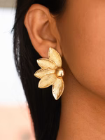 STATEMENT EARRING